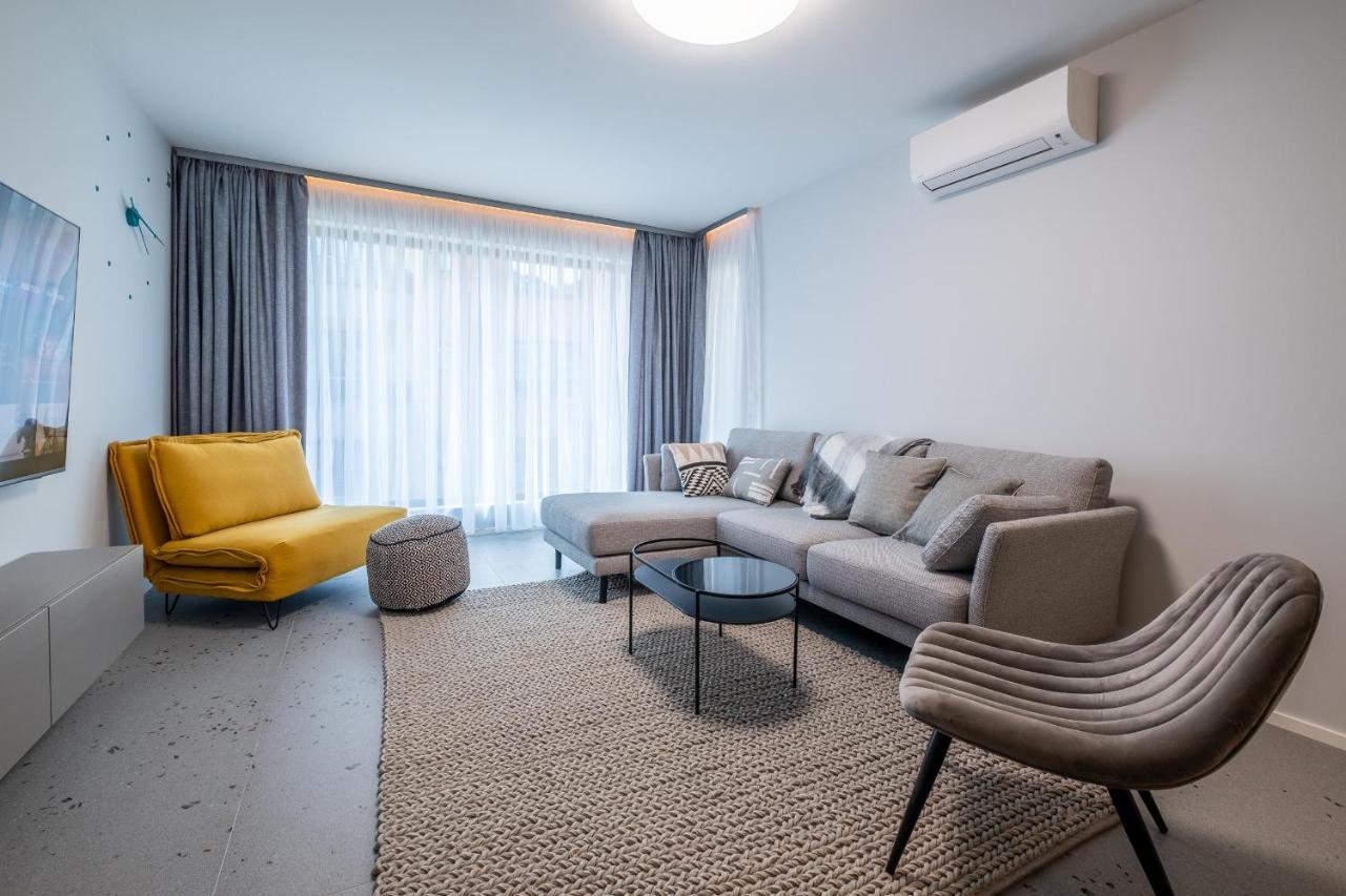 Emirates Lux Apartment And Parking 索菲亞 外观 照片